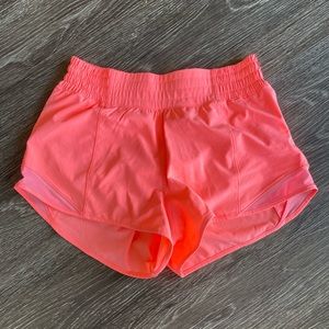 Lululemon Hotty Hot Short HR 2.5" Size 4